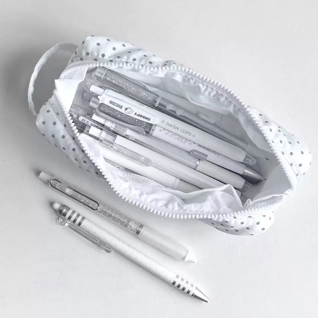 Estojo de Lápis Portátil com E - Aesthetic Large Pencil Case Pouch avaliação e preço